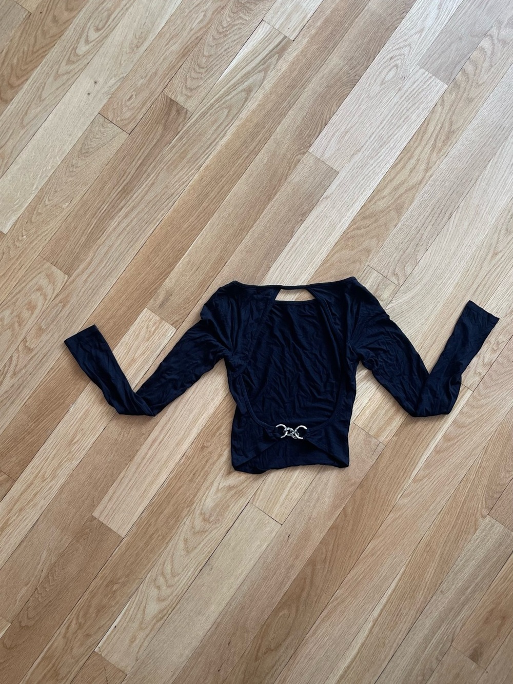 Silence + Noise Kelly Open Back Long Sleeve Top - Black